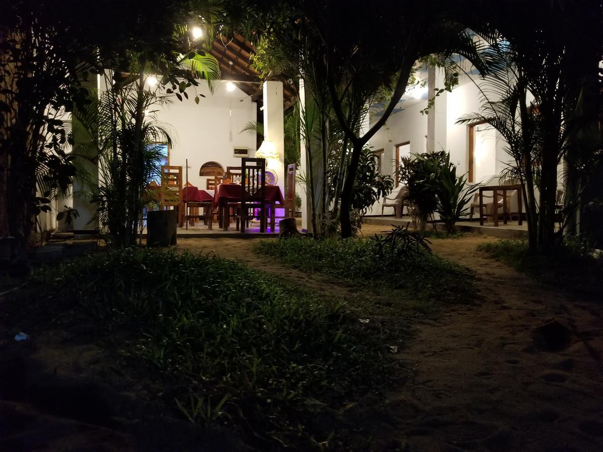 Utopia Arugambay Arugam Bay Bagian luar foto